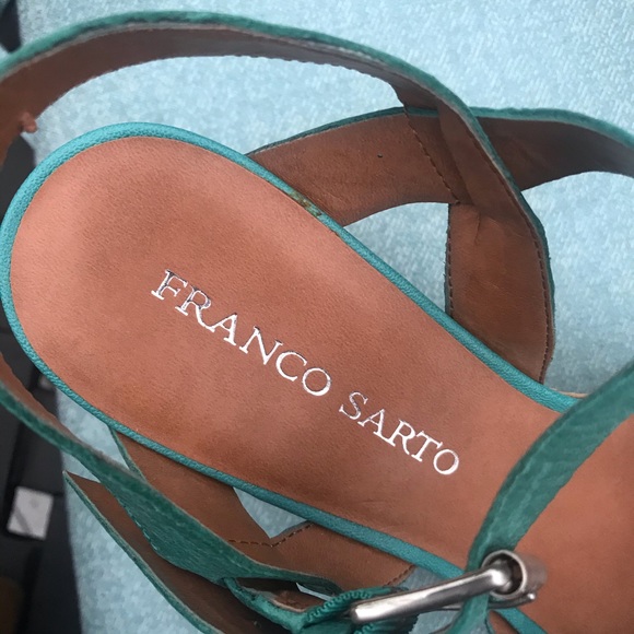 Sandals - Picture 5 of 5